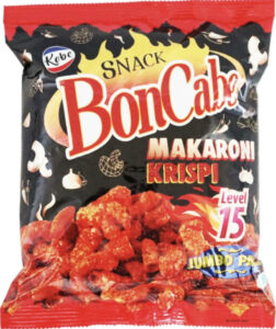 インドネシアの辛いスナック菓子『旨辛マカロニスナック - Makaroni Krispi Level 15』とは？